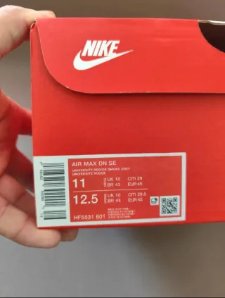 Botines Nike Air Max Rojos y Negros