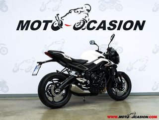 TRIUMPH STREET TRIPLE 765 R -GARANTÍA OFICIAL-