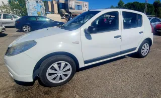 Dacia Sandero 2010