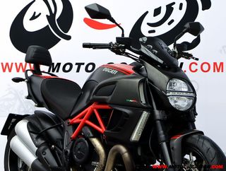 DUCATI DIAVEL CARBON