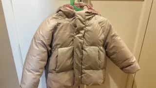 Abrigo acolchado niña con capucha