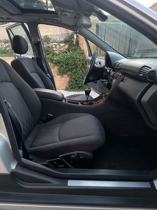 Mercedes-Benz Clase C 2005