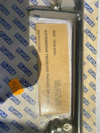 Estriberas traseras de varias motos