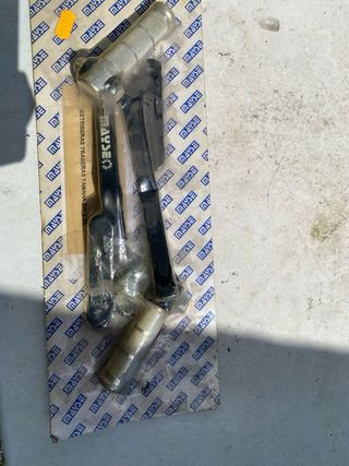 Estriberas traseras de varias motos