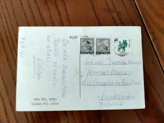 Postal India con sellos