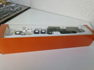 Roco Minitanks 673 PZH 2000 BW PAN UN 1/87