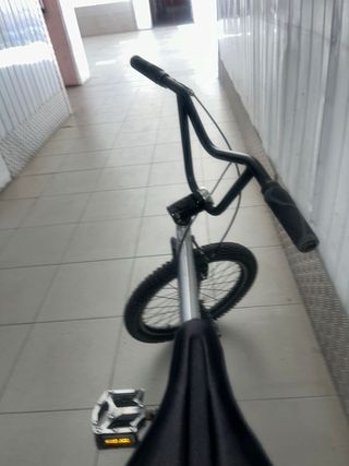 Bicicleta BMX Plata