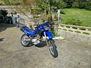Yamaha XT600 Azul Enduro