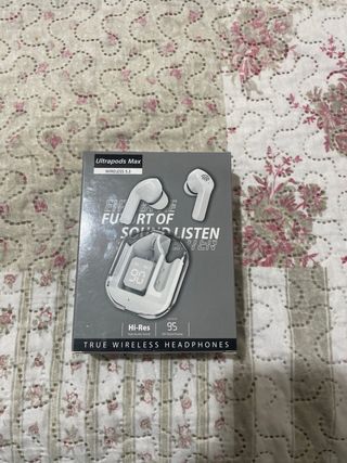 Cascos inalámbricos blancos