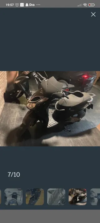Aprilia Maxi Scooter Negra Automática