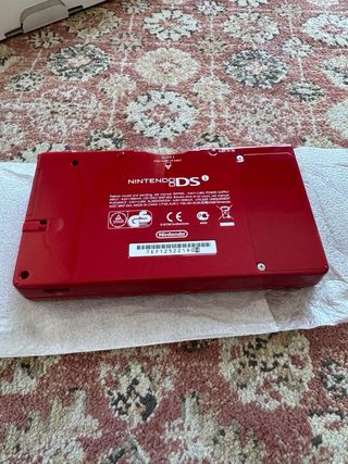 Nintendo DSi Roja NUEVA