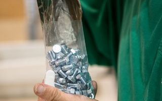 Buco chica para empresa en Cerdanyola