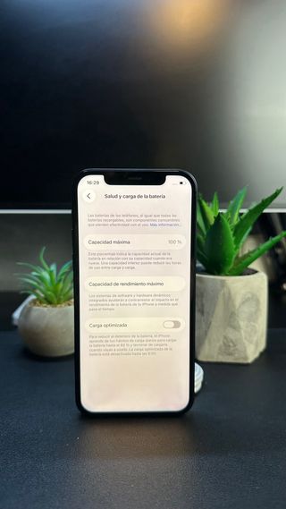 iPhone 12 64GB • 100% Batería • Impoluto