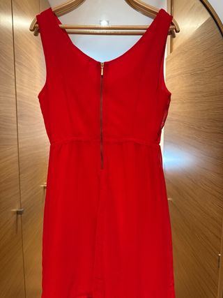 Vestido rojo Stradivarius