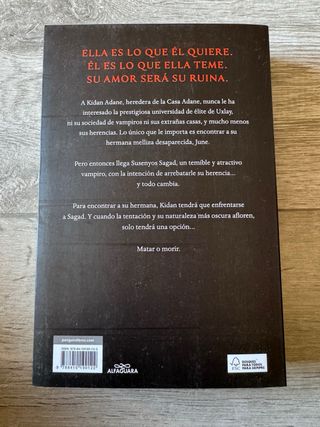 Immortal Dark. Peligroso. Irresistible. Inevita...