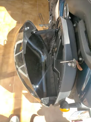 Maletas Laterales Royal Enfield Meteor 650 Negras