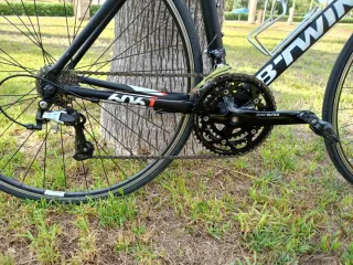 BICICLETA CARRETERA BTWIN TRIBAN 500