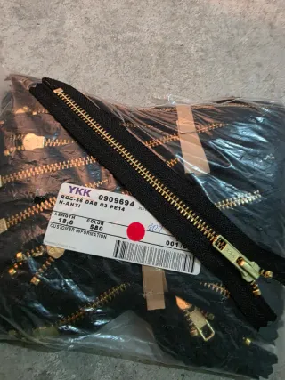 Lote cremalleras YKK negro/oro malla 5 18cm