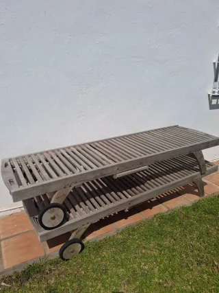 2 Tumbonas de madera