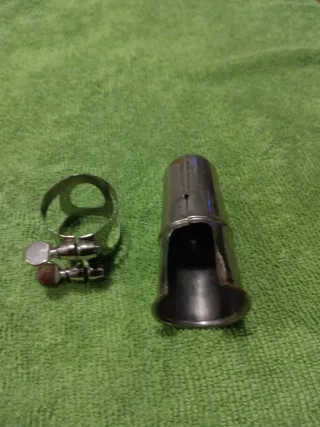 Boquillero Buffet Crampon France más abrazadera cl