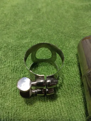 Boquillero Buffet Crampon France más abrazadera cl