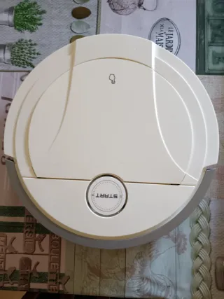 Robot aspirador de limpieza