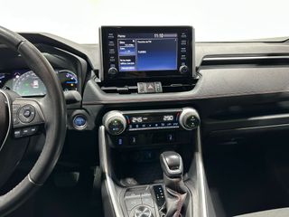 Toyota RAV4 300 Plug In Advance