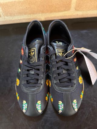Adidas tokio
