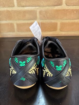 Adidas tokio