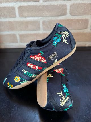 Adidas tokio