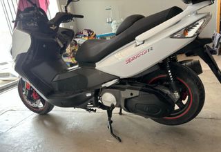 Kymco 500 Xciting Maxi Scooter