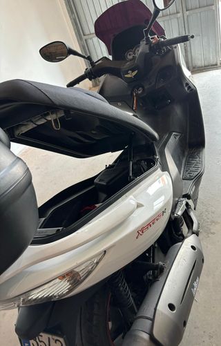 Kymco 500 Xciting Maxi Scooter