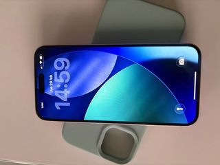 iPhone 15 Plus Rosa Como Nuevo