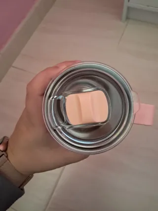 Taza térmica con tapa hermética