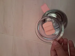 Taza térmica con tapa hermética