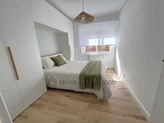 Piso en alquiler en Plaza España - Villa Pilar - Reyes Católicos - Vadillos en Burgos