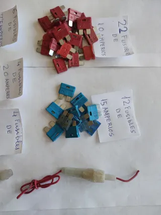 Fusibles y portafusibles varios tipos