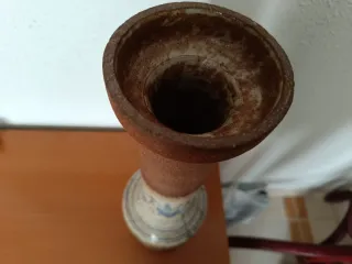 Botijo de cerámica con diseño floral