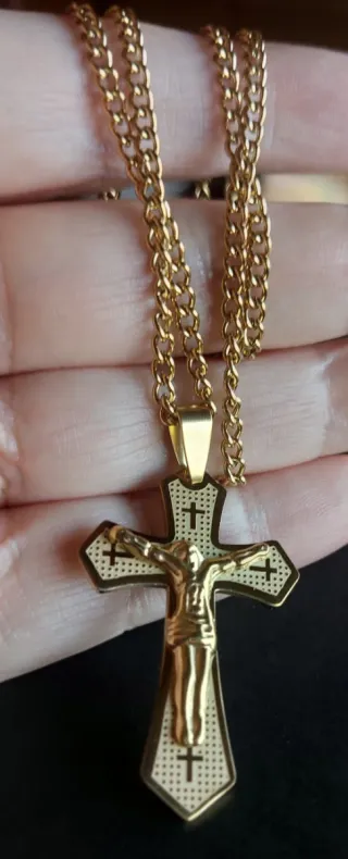 Collar Cruz Dorado Padre Nuestro