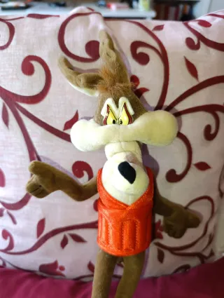 Peluche Wile E. Coyote Paracadutista