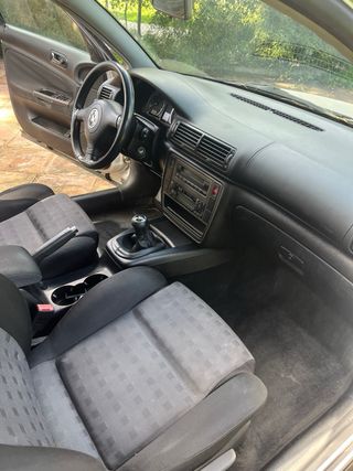 Volkswagen Passat 2003