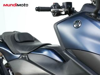 YAMAHA T-MAX 560
