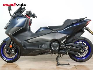 YAMAHA T-MAX 560