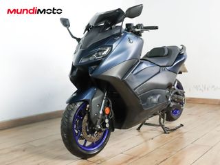 YAMAHA T-MAX 560
