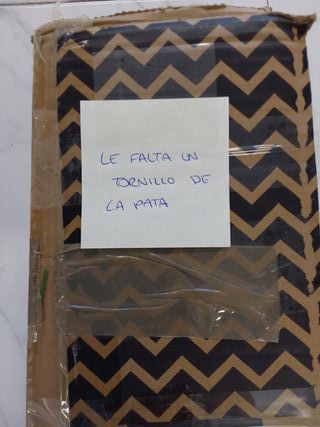 Árbol de Navidad de 150 cm con 400 Ramas, Ideal para Decorar Espacios Festivos y Crear Ambiente navideño.