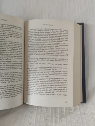 Juego de tronos (Canción de hielo y fuego 1)