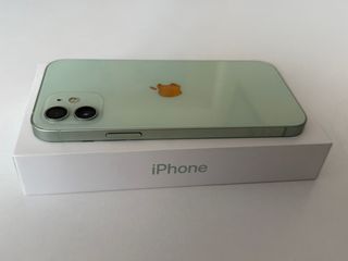 iPHONE 12, 128GB COLOR VERDE, IMPECABLE COMO NUEVO