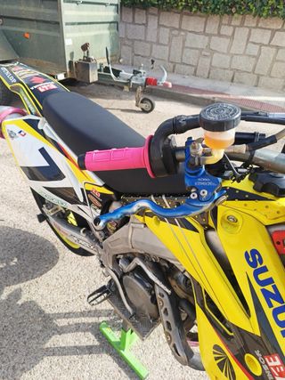 Suzuki RMZ-450 Supermotard