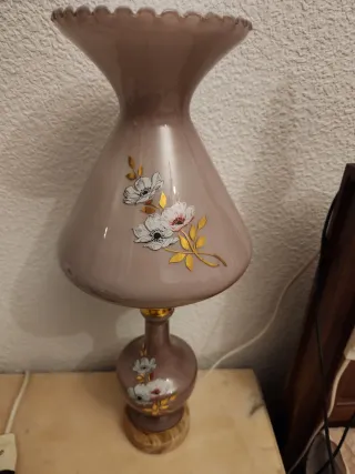 Lámpara de mesa y accesorios decorativos