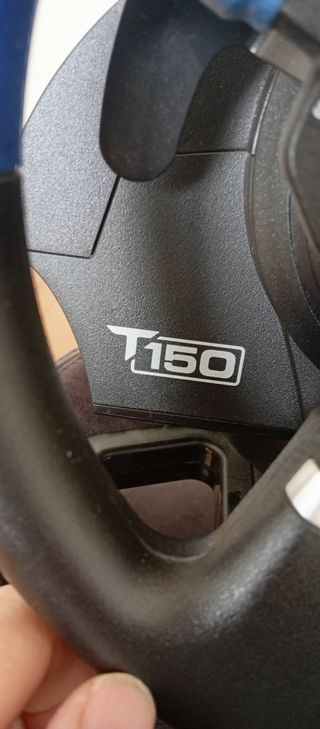 SIMULADOR PLAYSEAT Y VOLANTE LOGITECH PARA PS Y PC